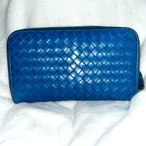 Bottega Veneta Blue Leather Woven Wallet.  Used Condition